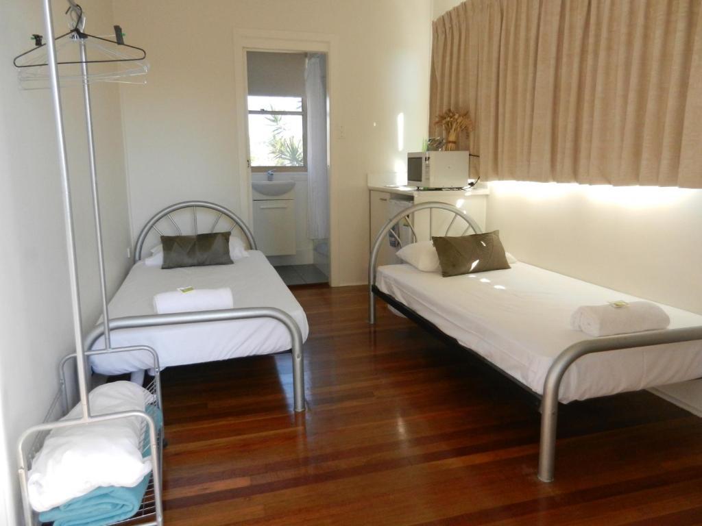 Bilinga Golden Shores Motel الغرفة الصورة